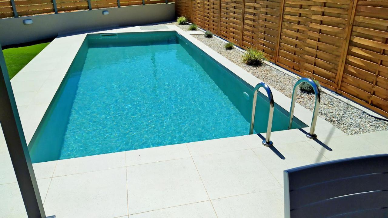Balos Residence Private Pool Seafront Seaview 키사모스 외부 사진