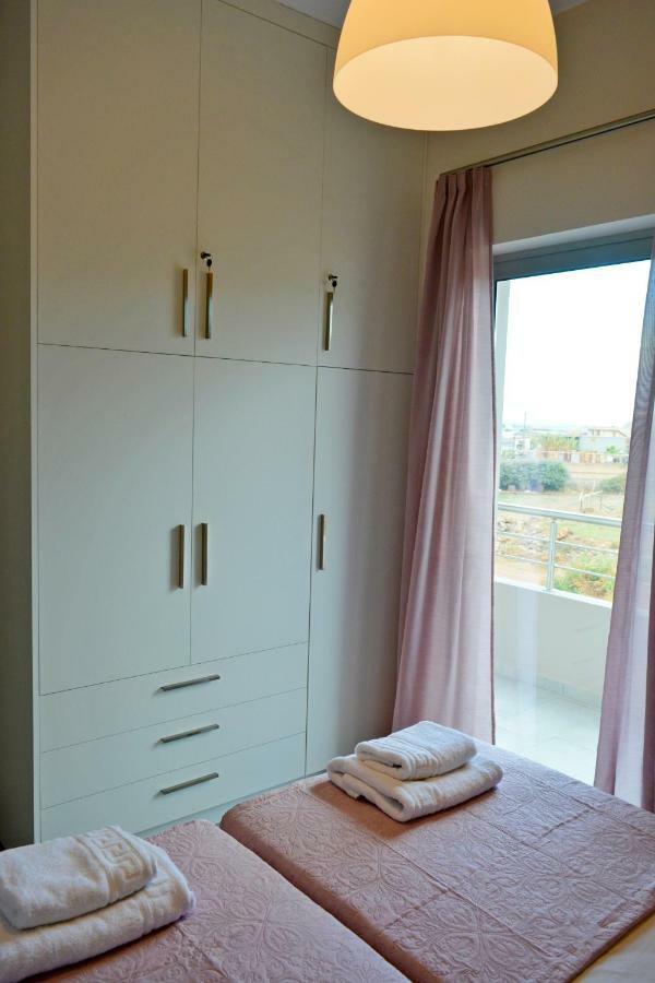 Balos Residence Private Pool Seafront Seaview 키사모스 외부 사진