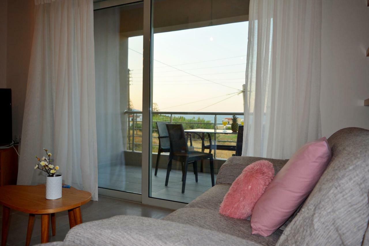 Balos Residence Private Pool Seafront Seaview 키사모스 외부 사진